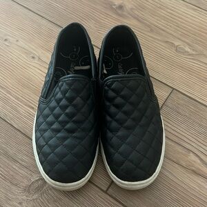 Cat & Jack size 1 shoes